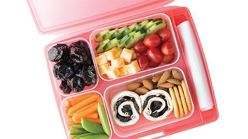 Consumers Shift to Fresh-Focused, Snack-Style Lunches; Retailers Respond